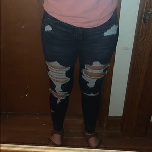 NWOT AE jeans with holes